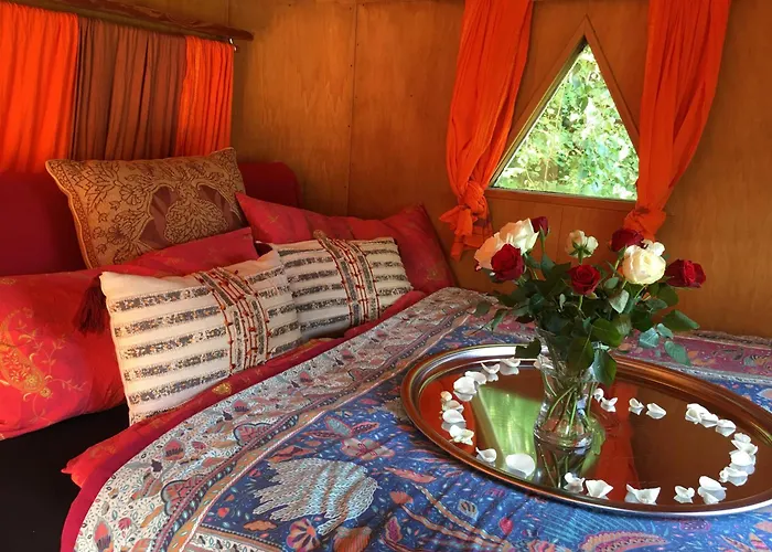 Kuscheliger Zirkuswagen Im Wildgarten Luxussátor *